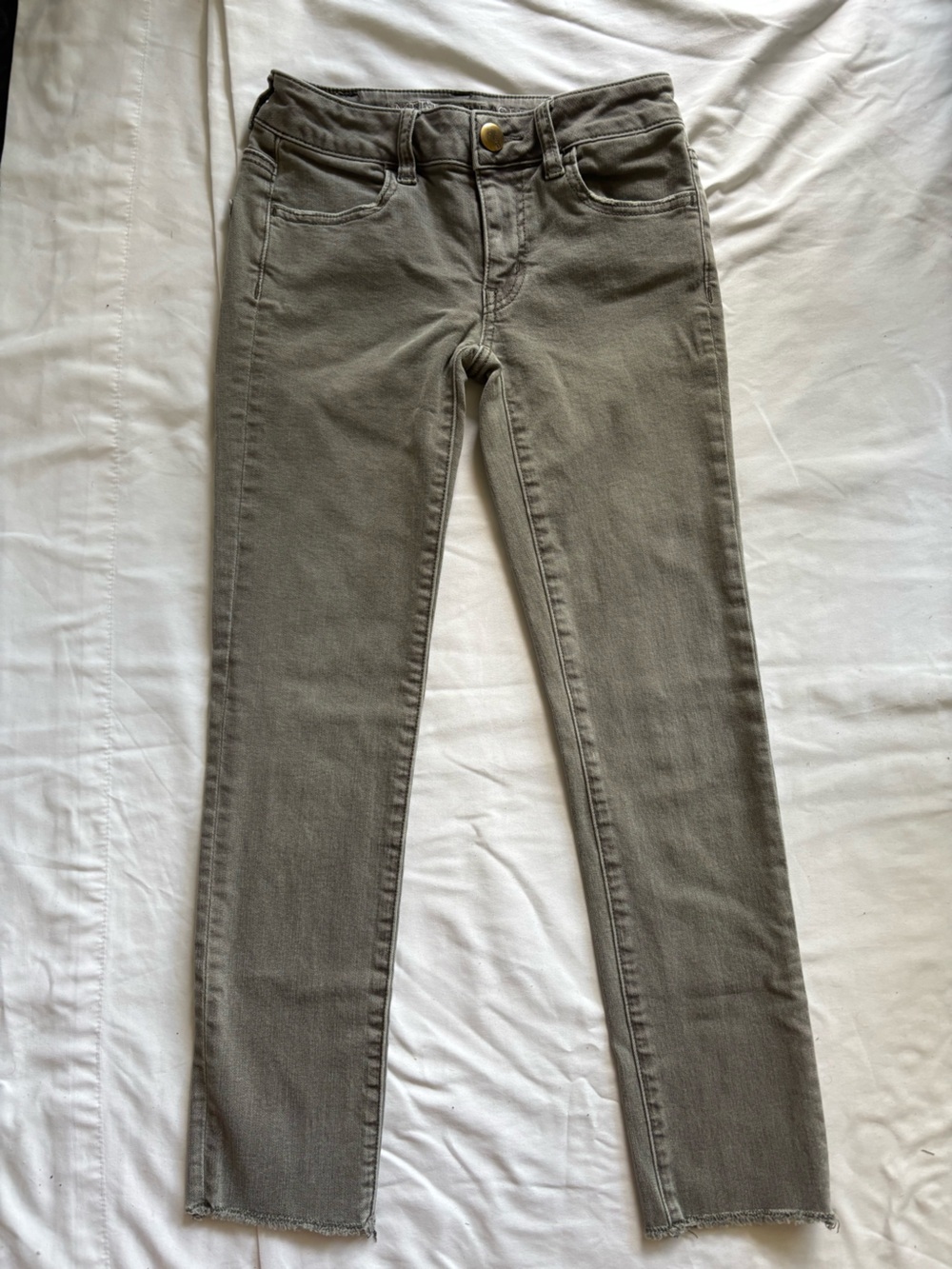 American Eagle Jegging Crop Raw Hem Olive Khaki Gray Jeans Size 00 Regular